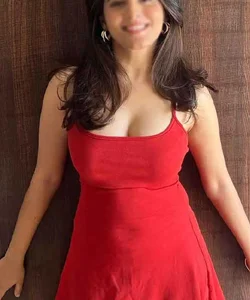 Sexy aunty number